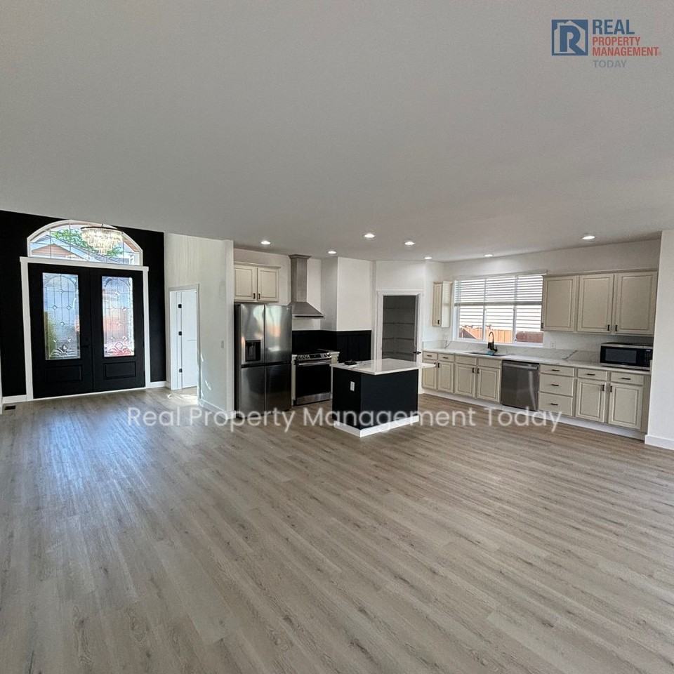 105 Lane Blvd Nw - Photo 6 of 29