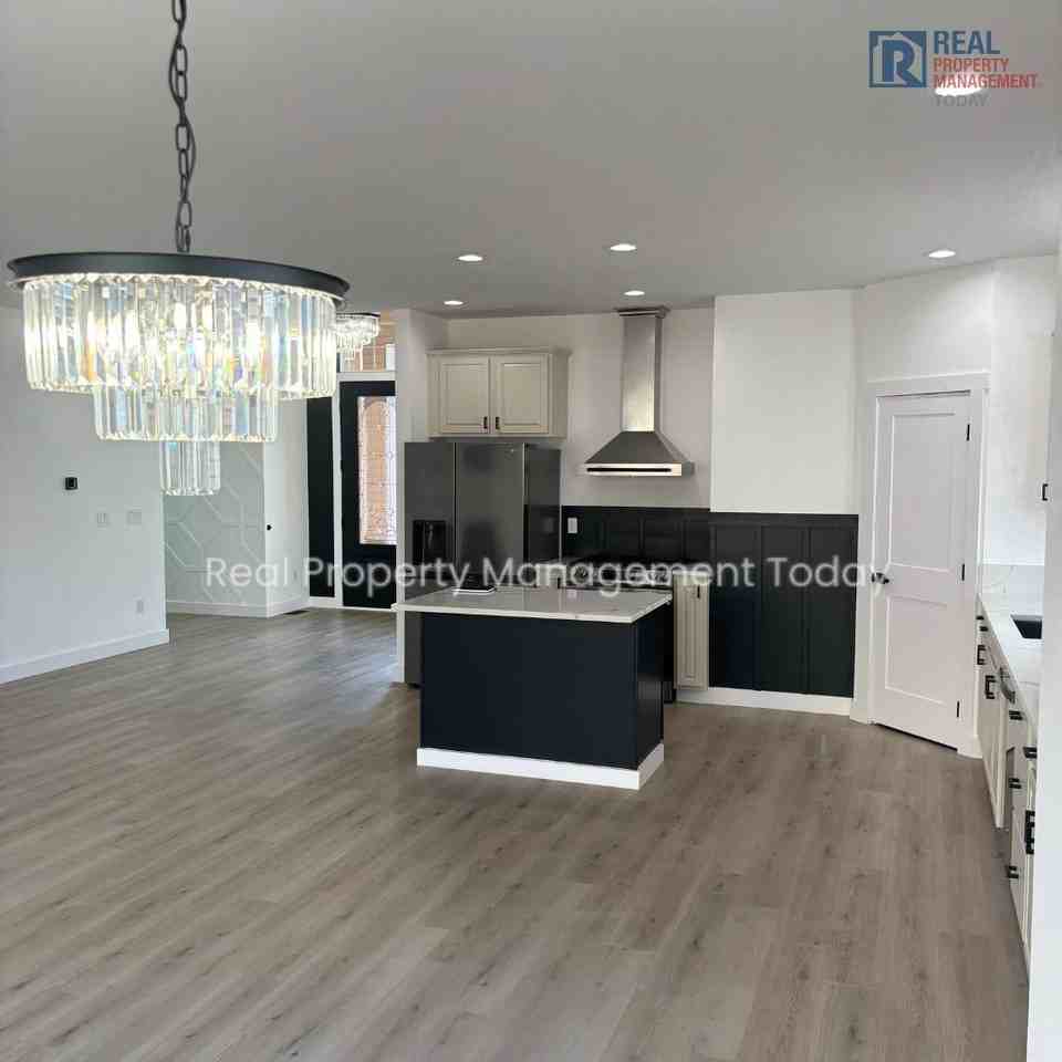 105 Lane Blvd Nw - Photo 6 of 29