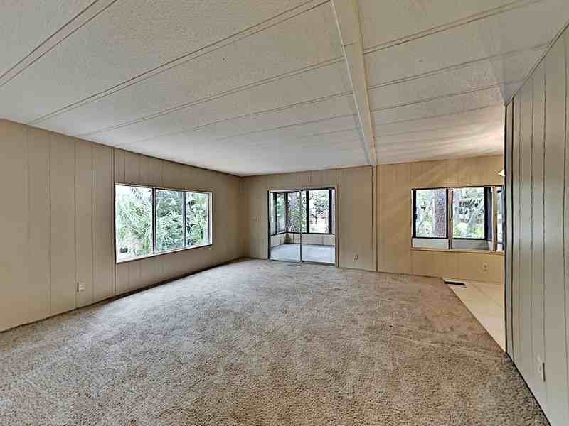 532 W Plantation Blvd - Photo 4 of 14