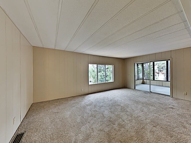 532 W Plantation Blvd - Photo 6 of 14