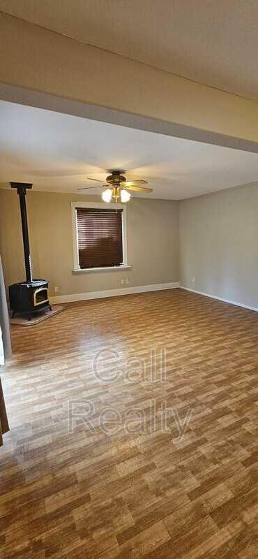 1504 S Latawah St - Photo 3 of 12