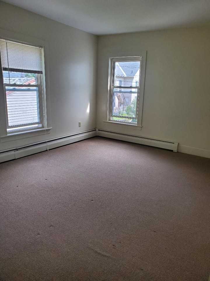 32 Colorado St - Photo 3 of 15