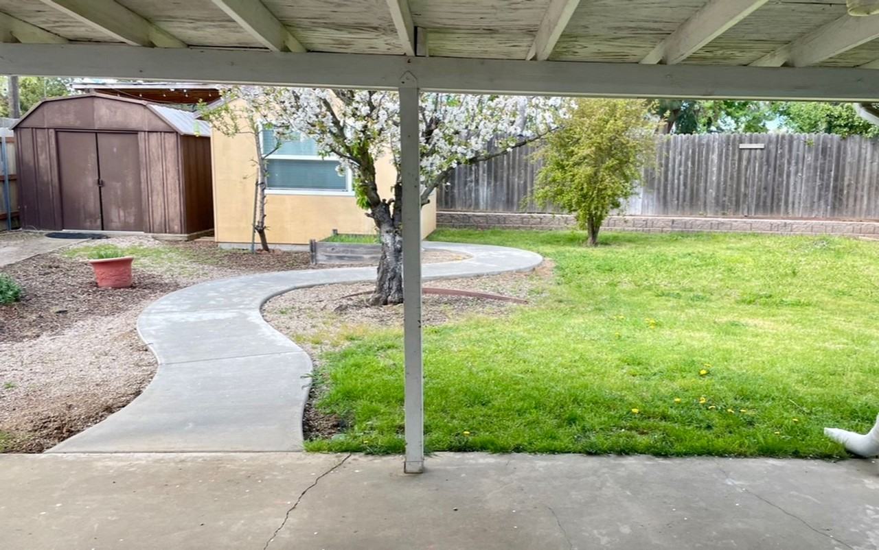9109 Feather River Way - Photo 2 of 13
