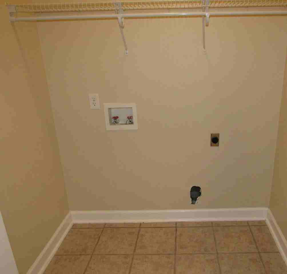 211 Eagle Lndg - Photo 5 of 16