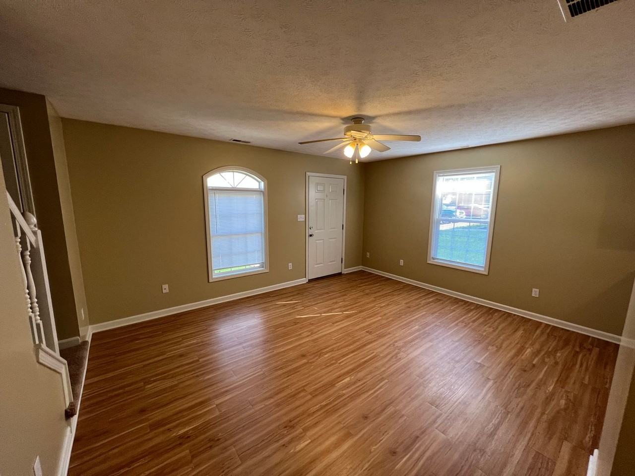 3489 South Oaklawn Circle - Photo 6 of 14