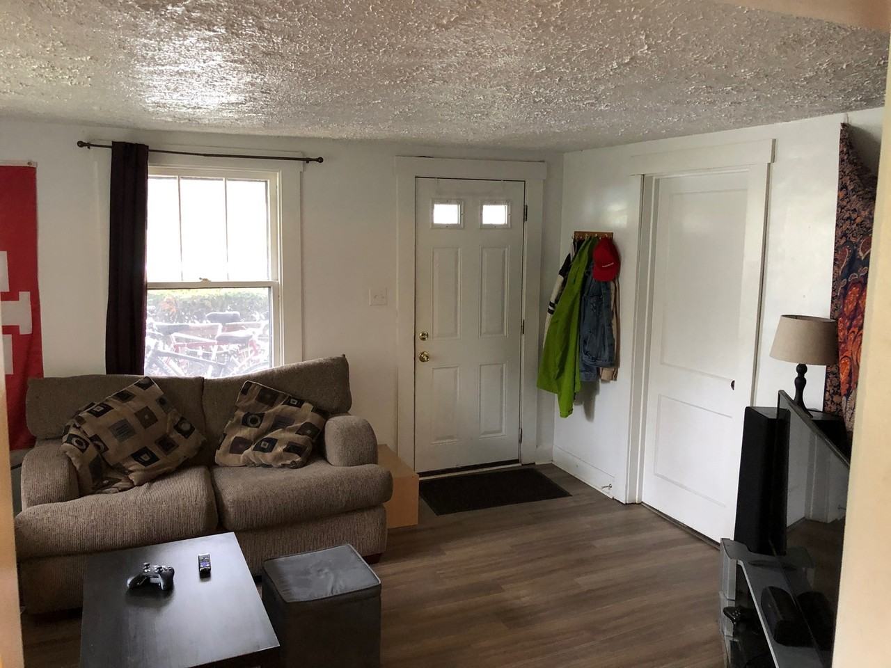 104 N Roosevelt St - Photo 5 of 14