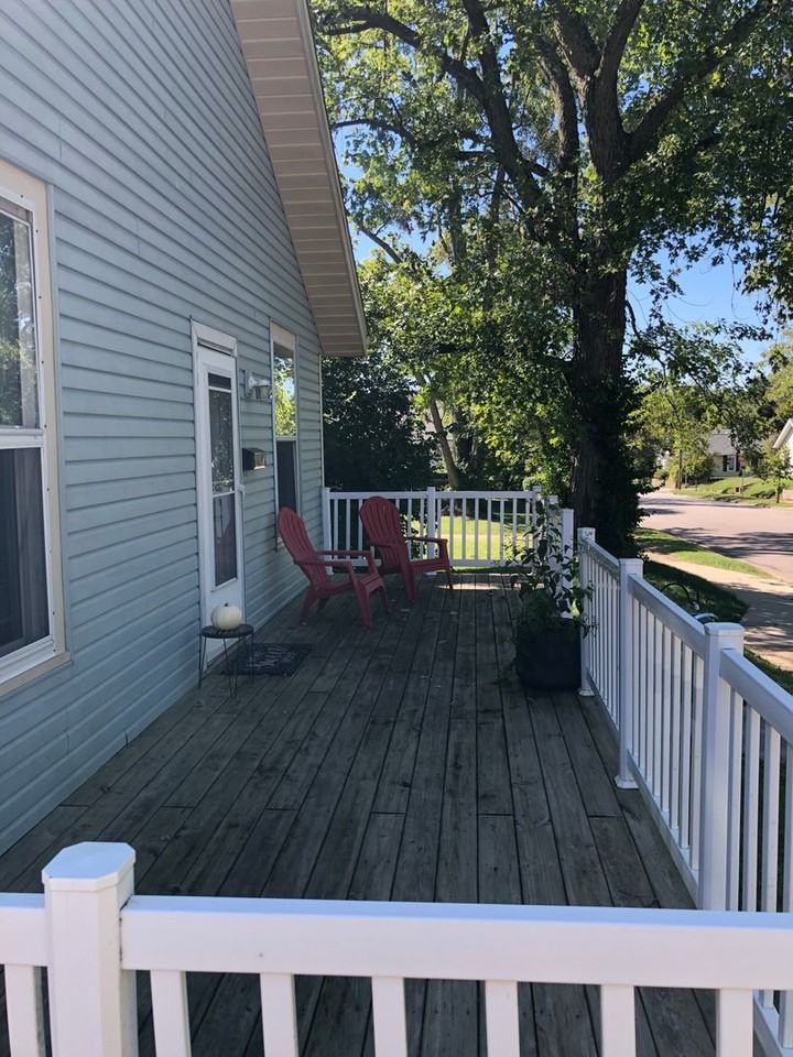 216 E 15th St - Photo 2 of 19