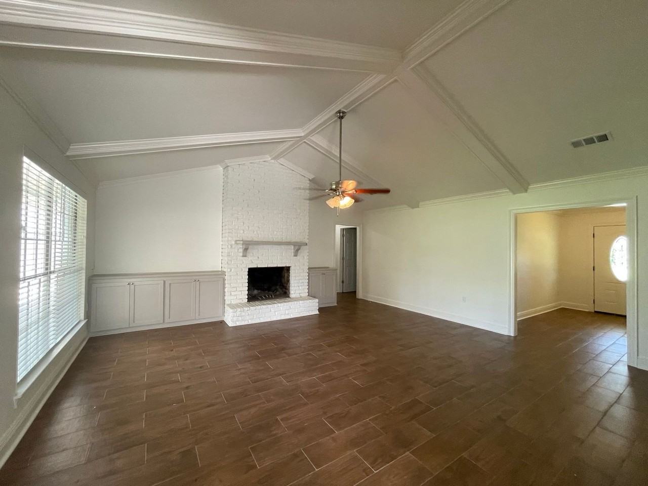 5016 Five Forks Dr - Photo 2 of 11