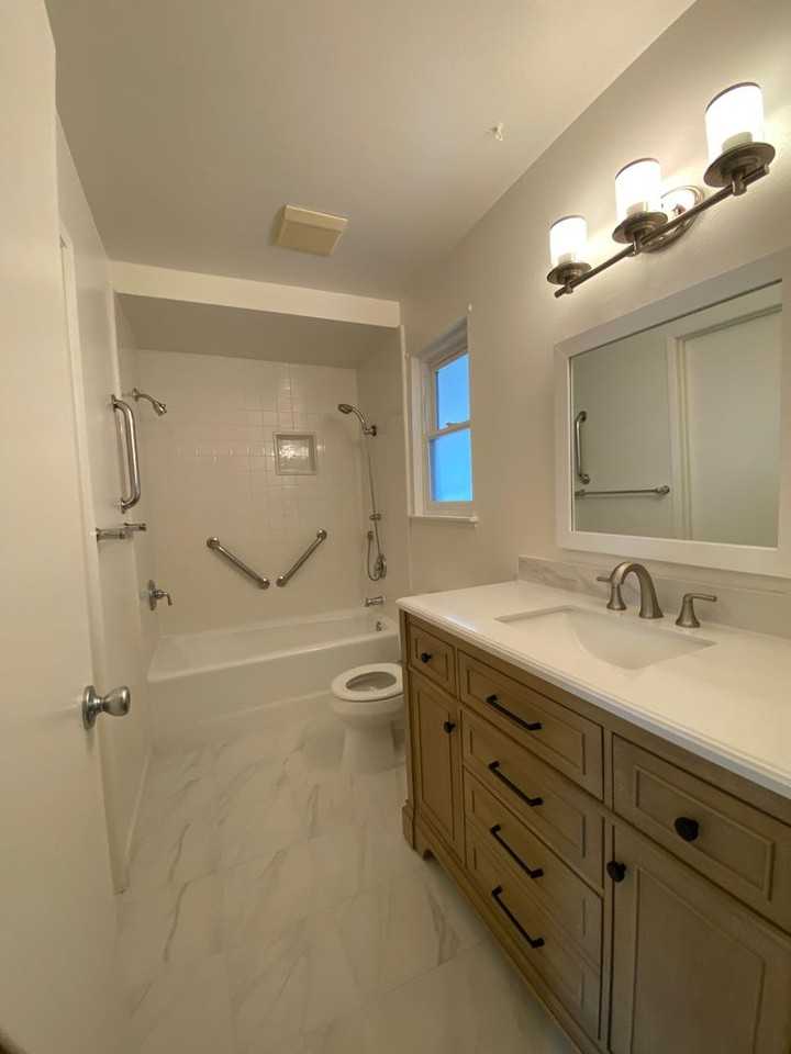 4375 Mount Hukee Ave - Photo 3 of 15