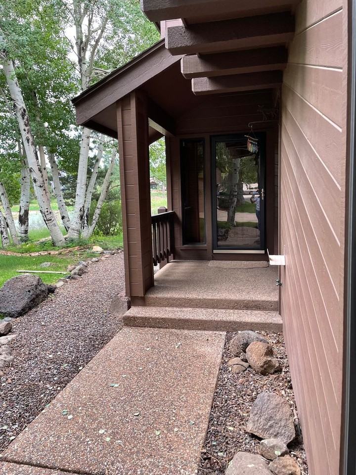 1001 N Lakepoint Way - Photo 3 of 24