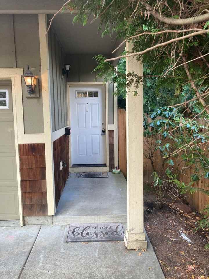 4437 Ne 80th Ave - Photo 2 of 16