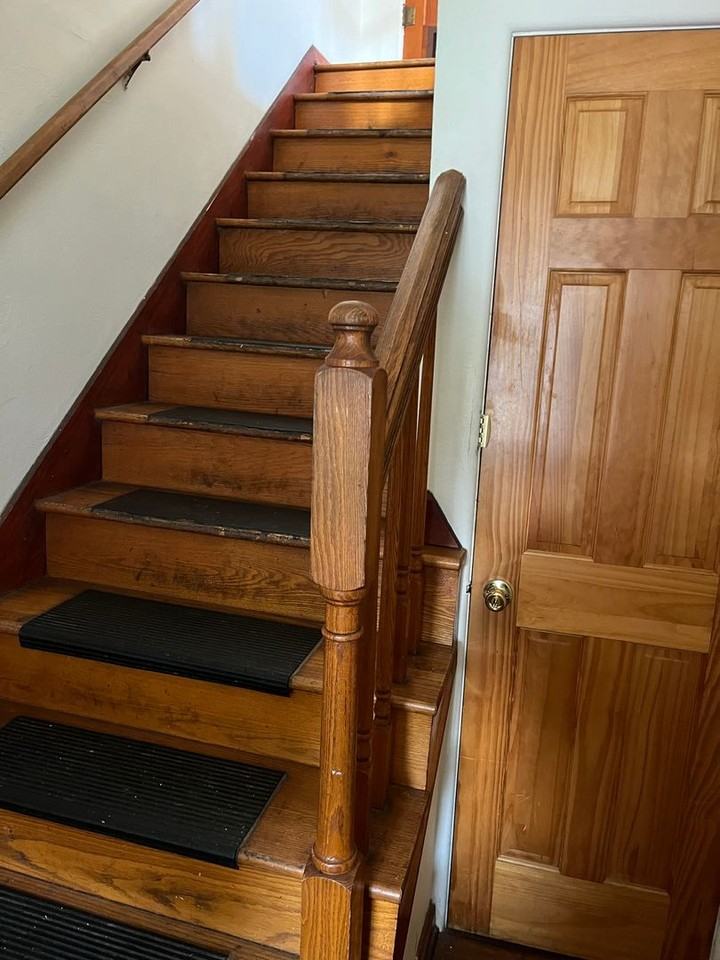 1311 Willard Ave - Photo 2 of 9