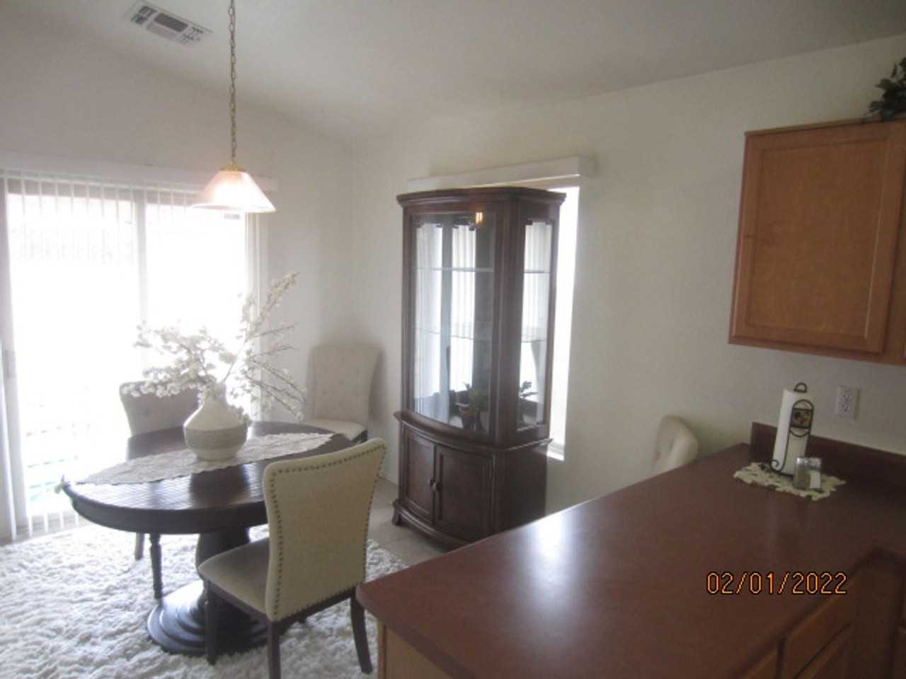 7713 S Precious Opal Dr - Photo 4 of 16