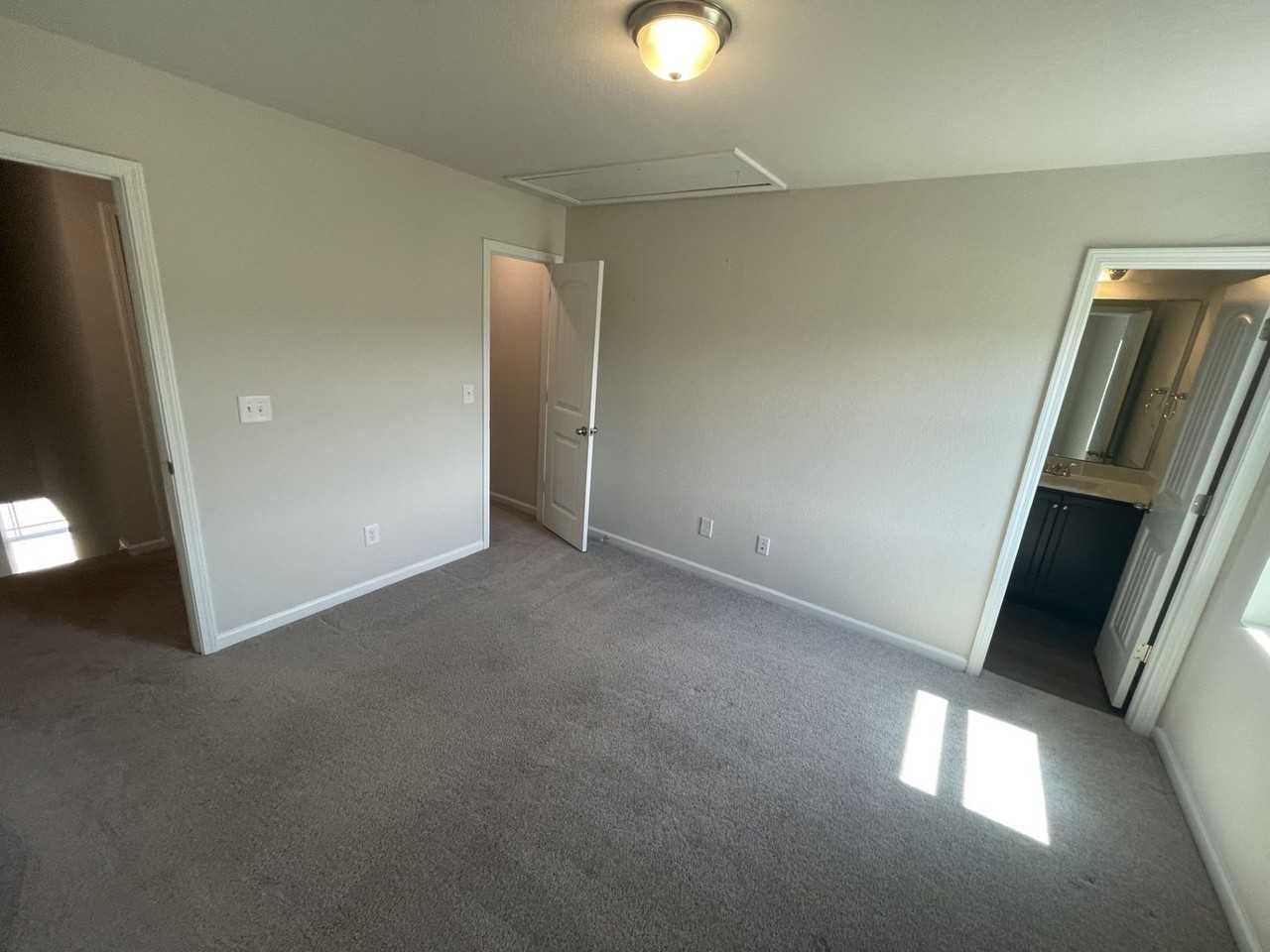 2059 Wiggins Village Dr - Photo 7 of 17