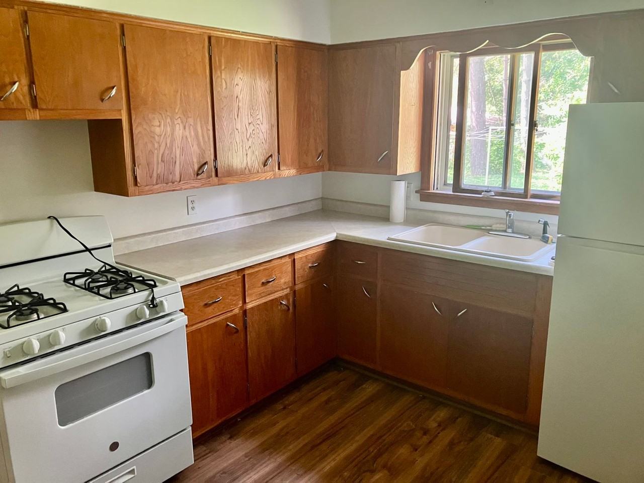 1512 S 3rd Ave - Photo 3 of 9