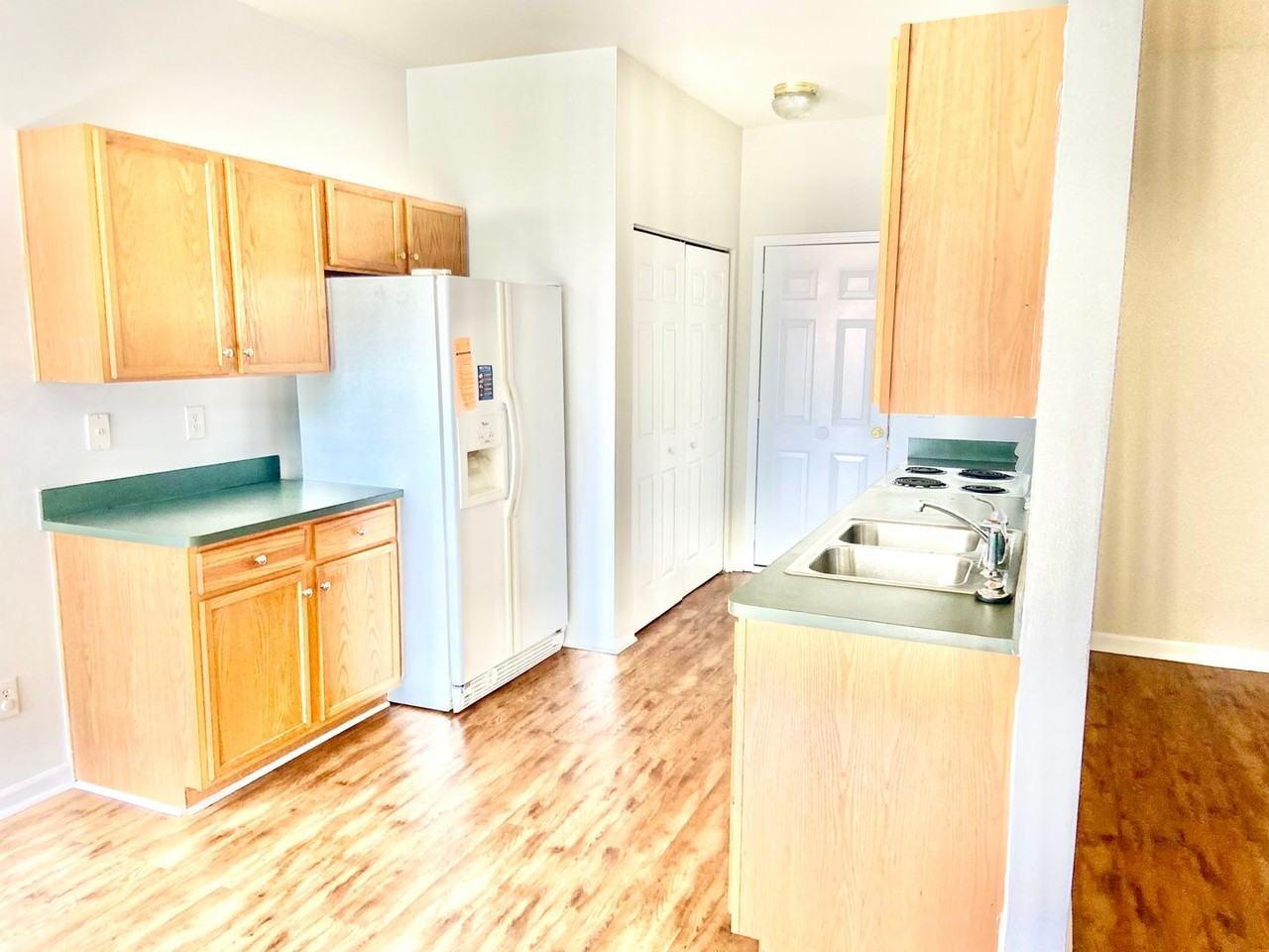 1622 Baylor Dr - Photo 6 of 14