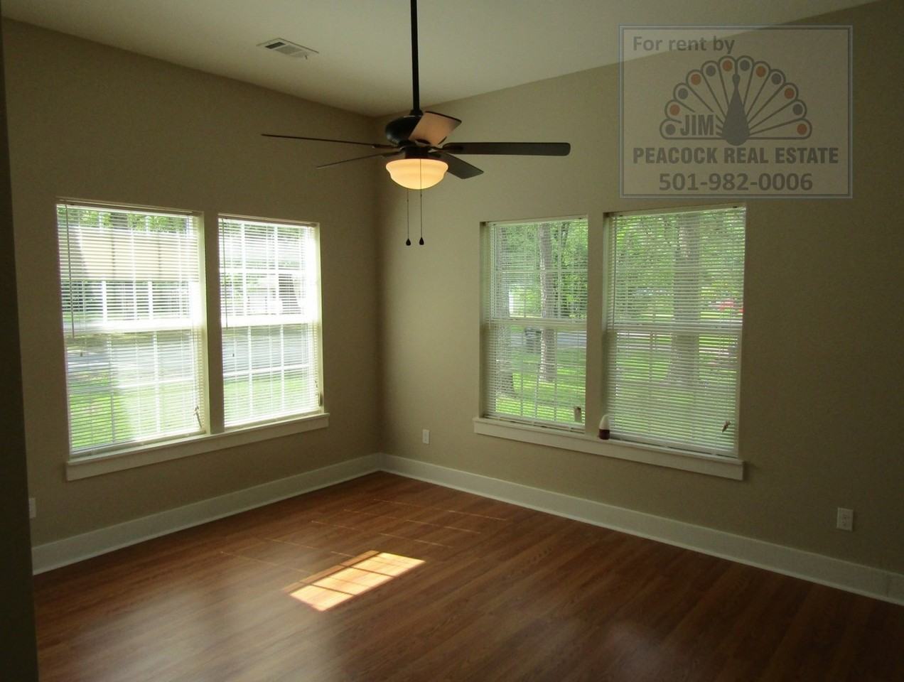 209 N Gray St - Photo 4 of 13