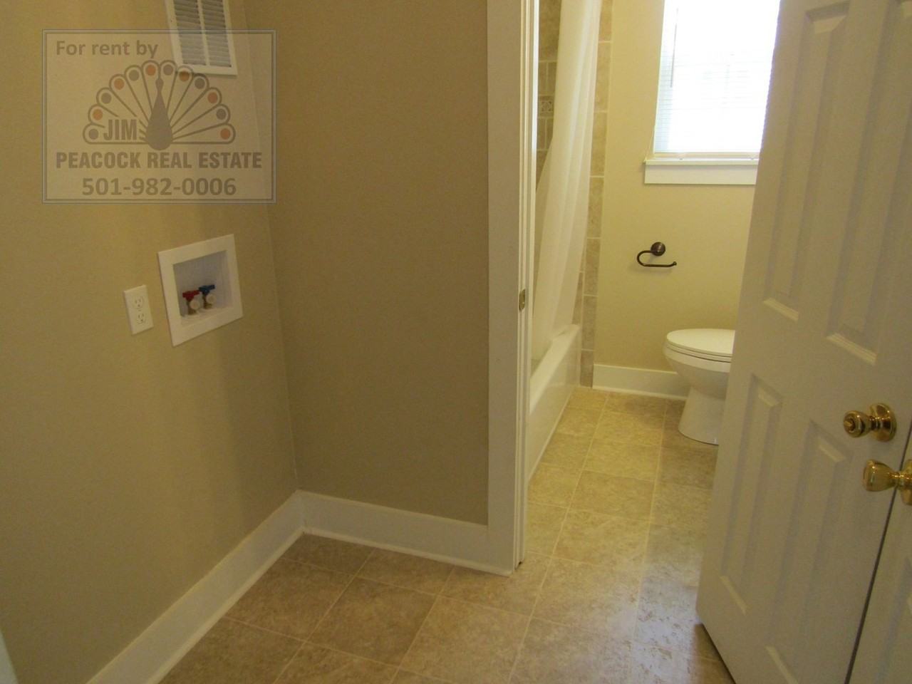 209 N Gray St - Photo 6 of 13