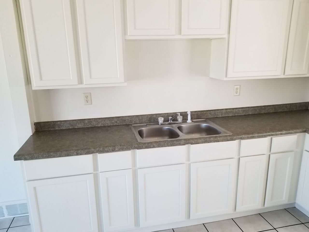 800 Cleveland Ave - Photo 3 of 20