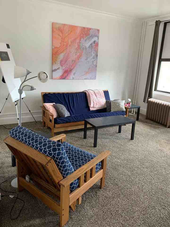 312 Lawler - Photo 2 of 16