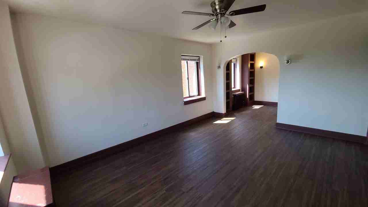 Lebanon Hall Apartments - Photo 6 of 15