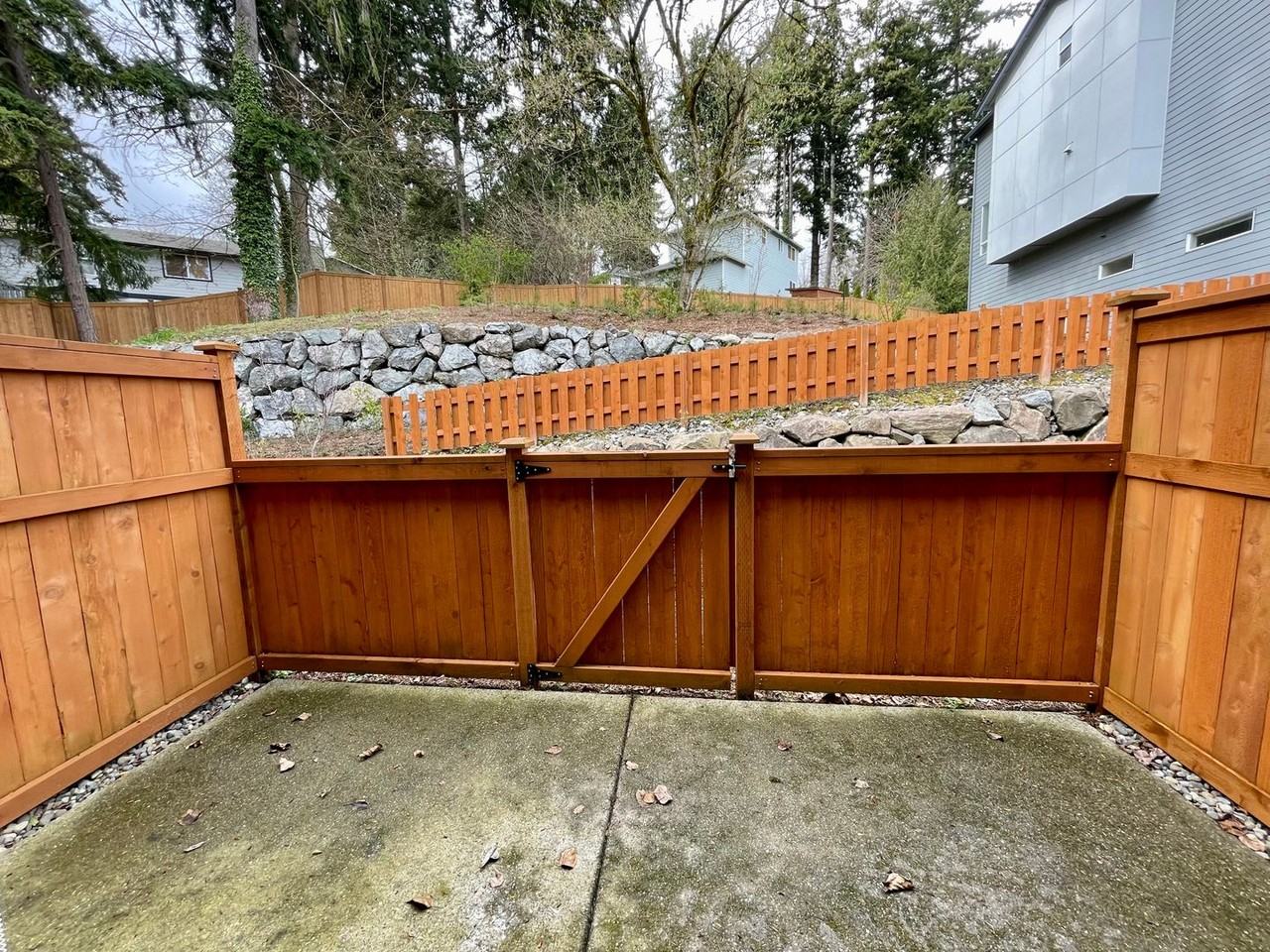 10938 Ne 189th St #D - Photo 6 of 36