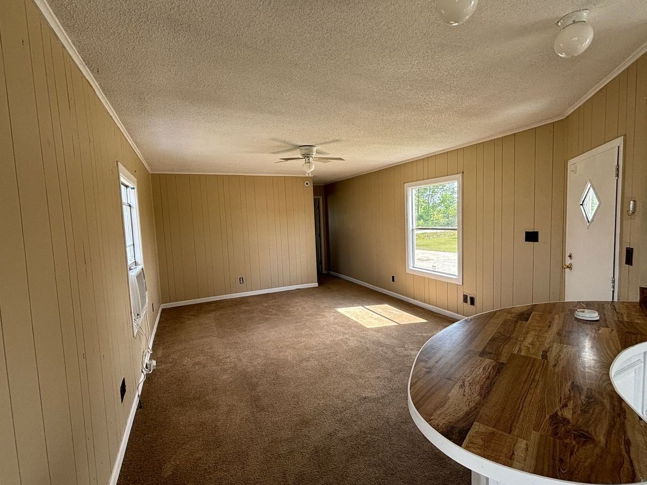 1628 Buchanan St - Photo 3 of 9