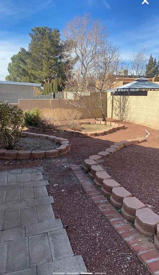 10401 Casador Del Oso Ne - Photo 3 of 5