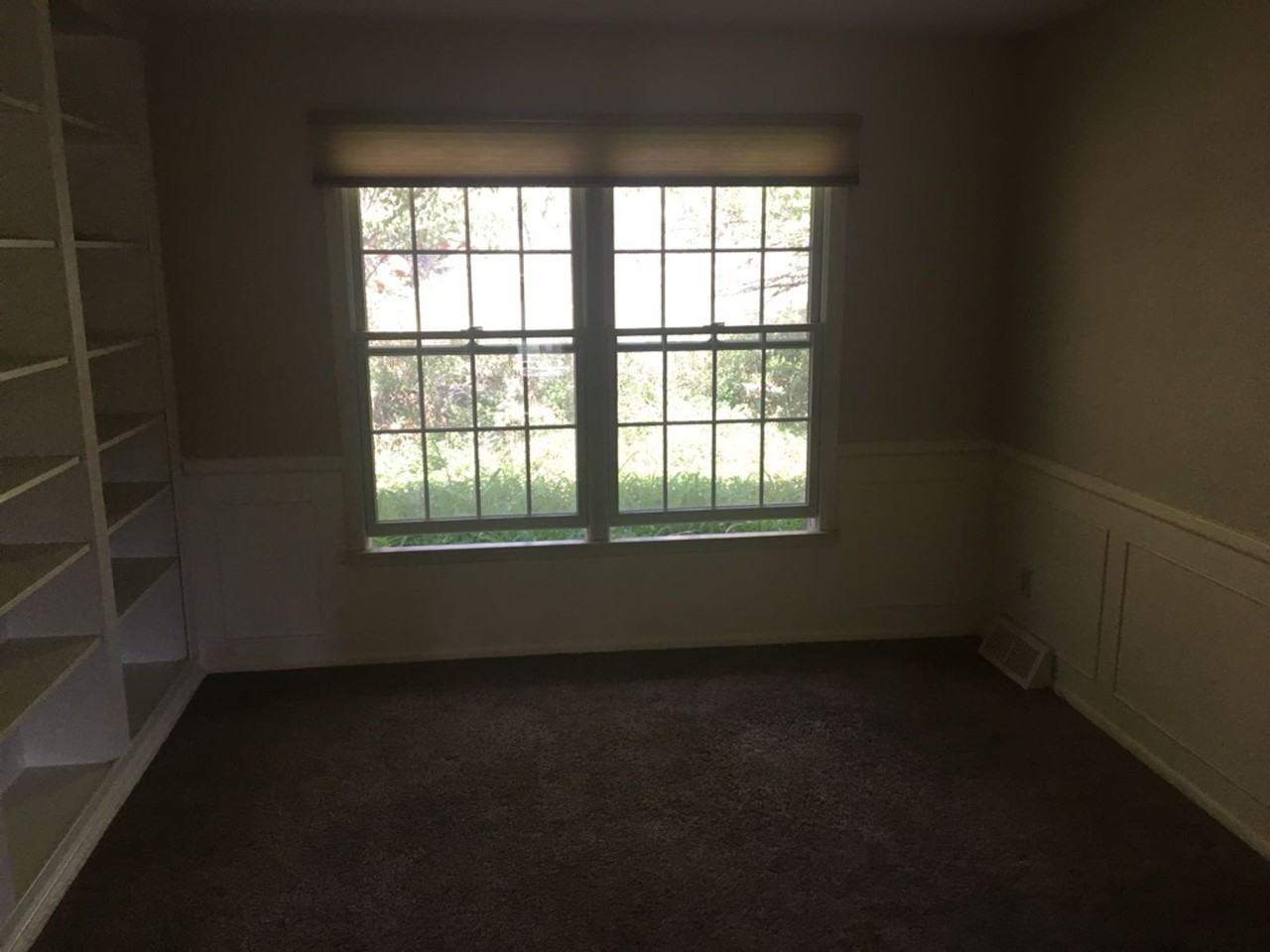 1319 N Aztec St - Photo 3 of 12