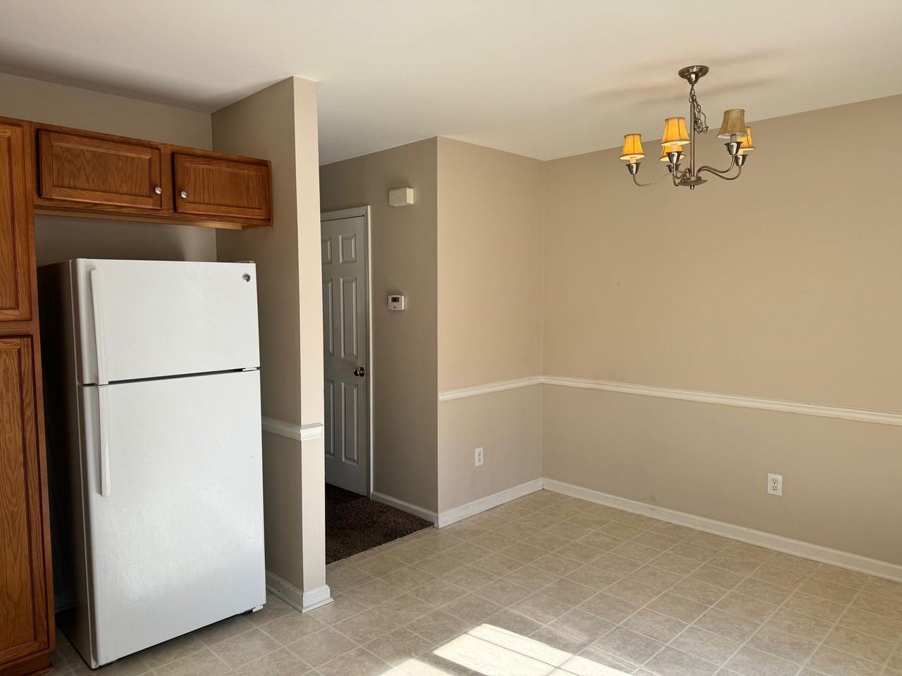 3980 Village Park Ct - Photo 4 of 15