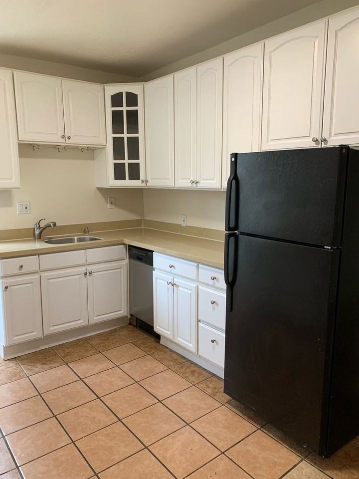 1006-1008 21st - Photo 3 of 12