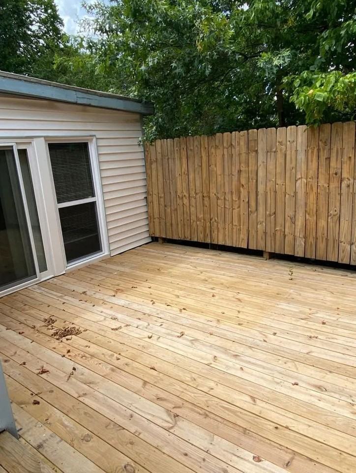 814 N Storer Ave - Photo 3 of 13