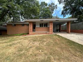 807 Ridgecrest Dr - Photo 1 of 1