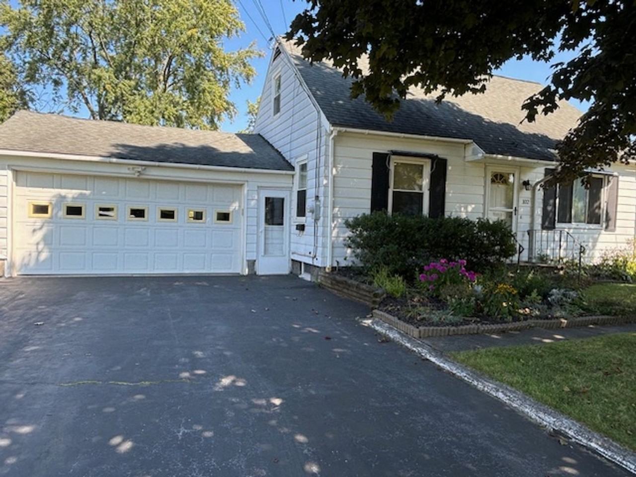 102 Pleasantview Dr - Photo 2 of 19