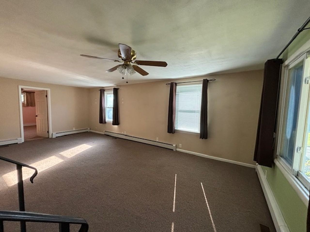 102 Pleasantview Dr - Photo 3 of 19