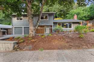 16849 Lakeridge Dr - Photo 1 of 1