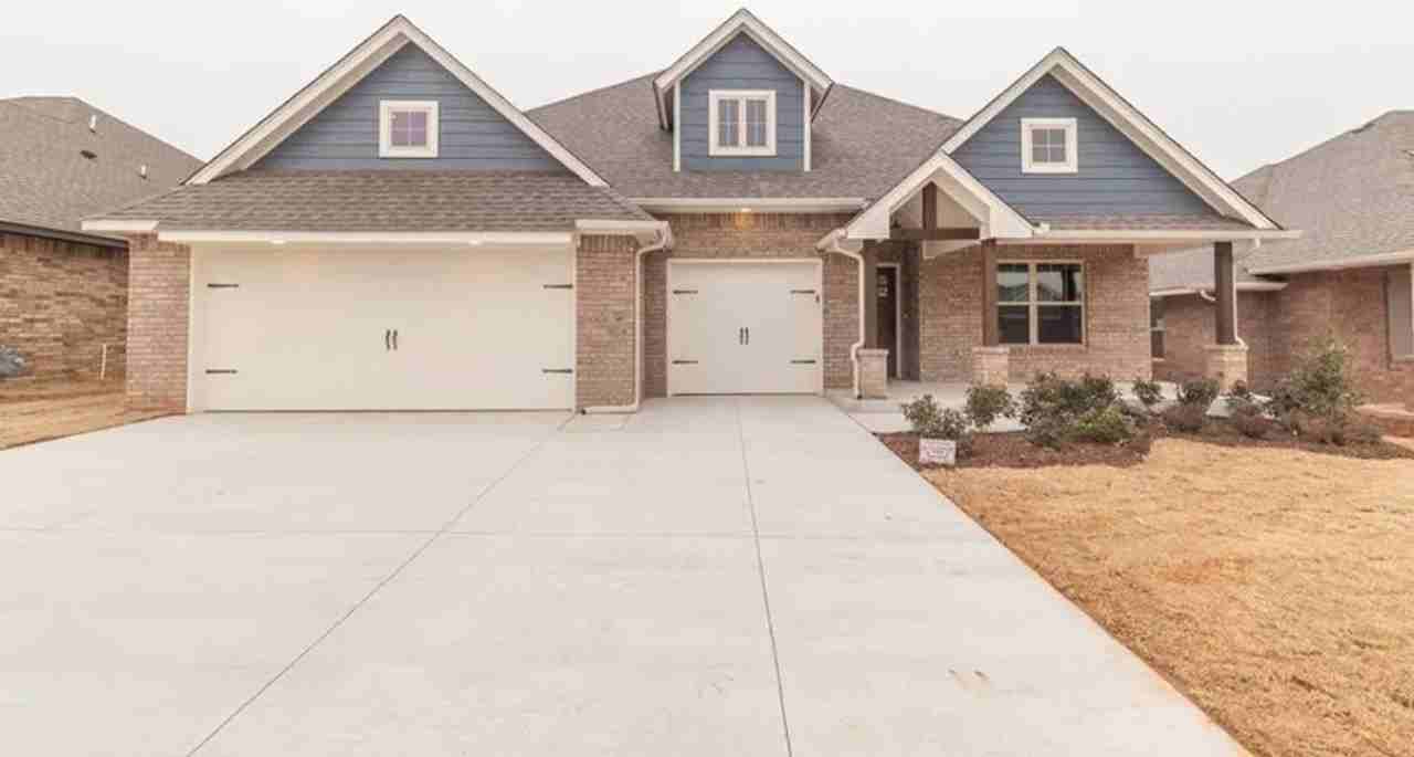 1017 Ne 34th Ter - Photo 3 of 29