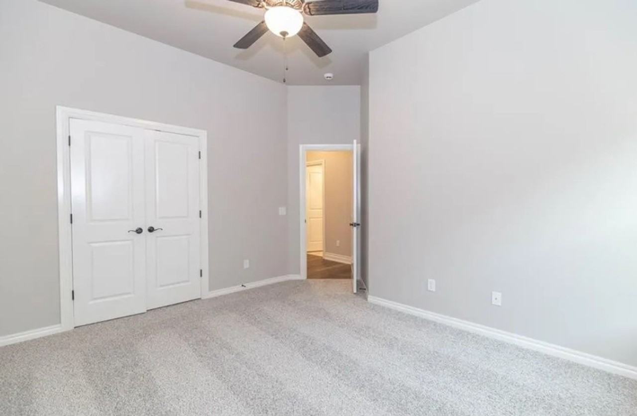 1017 Ne 34th Ter - Photo 6 of 29