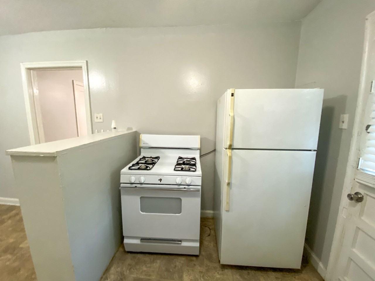380 N Willett St - Photo 7 of 15