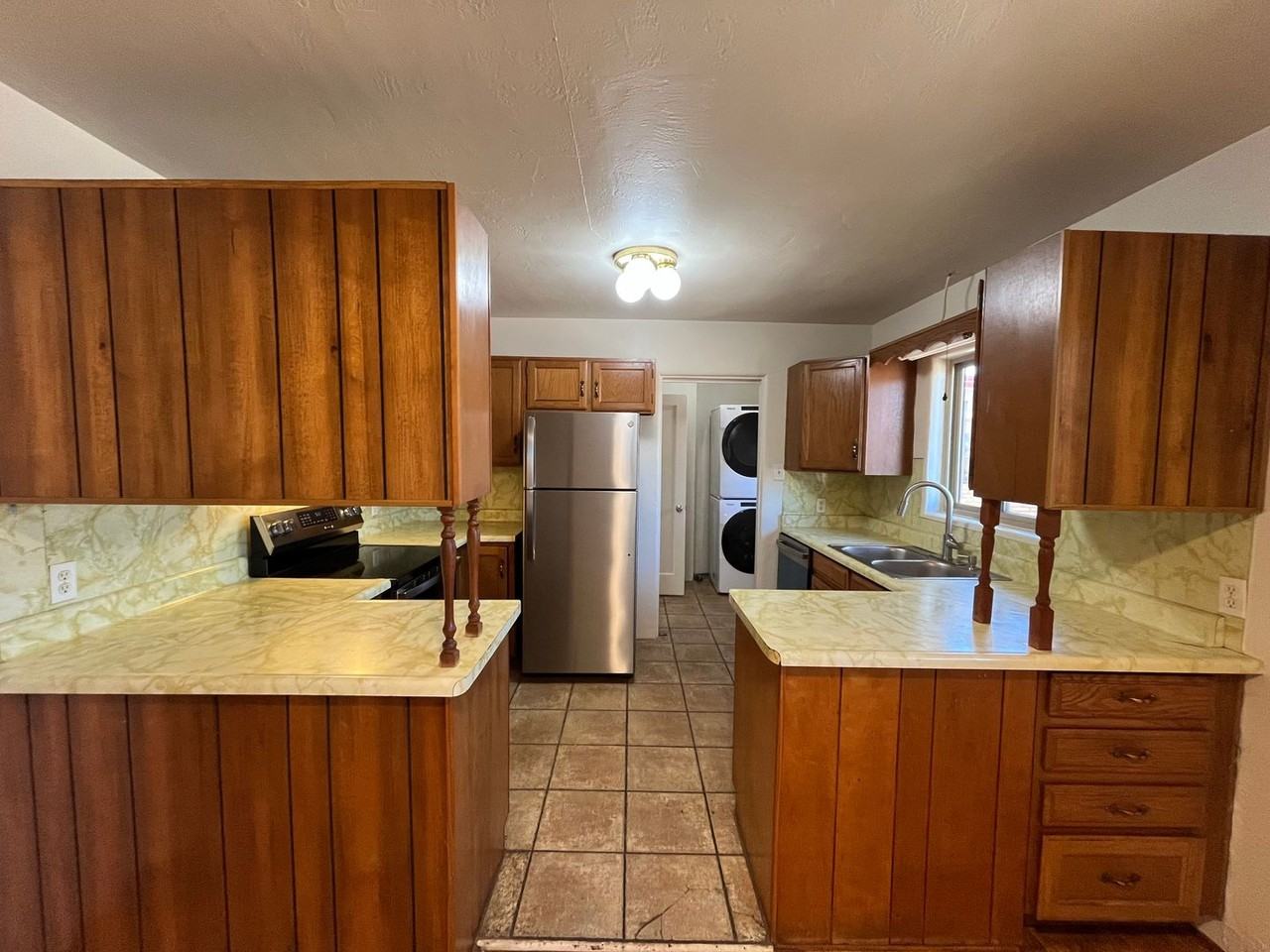 225 Adams St Ne - Photo 3 of 21