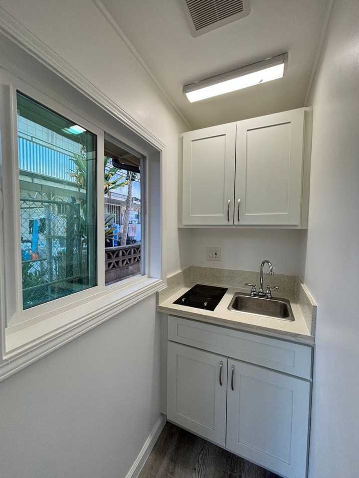 1736 Fern St - Photo 3 of 6