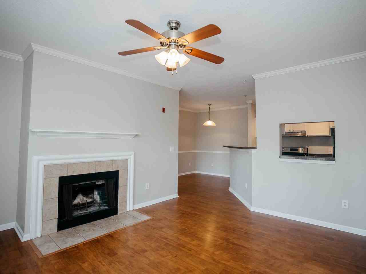 45 Sycamore Ave - Photo 5 of 38