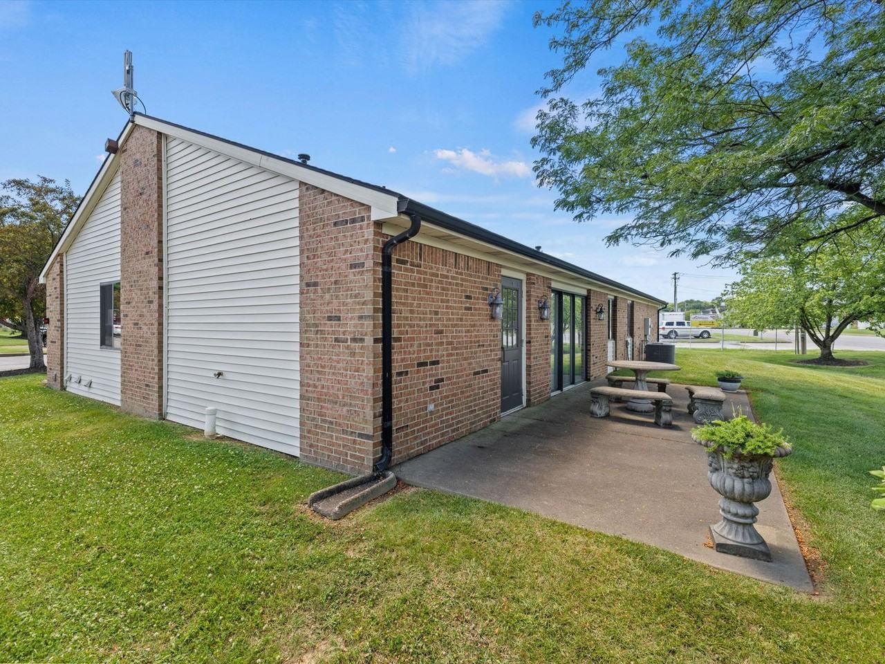 4152 Bell Rd - Photo 2 of 29
