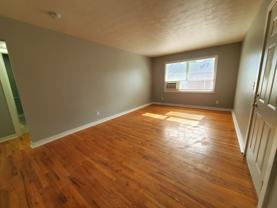 Redman Avenue 4602 - 4608 - Photo 1 of 1