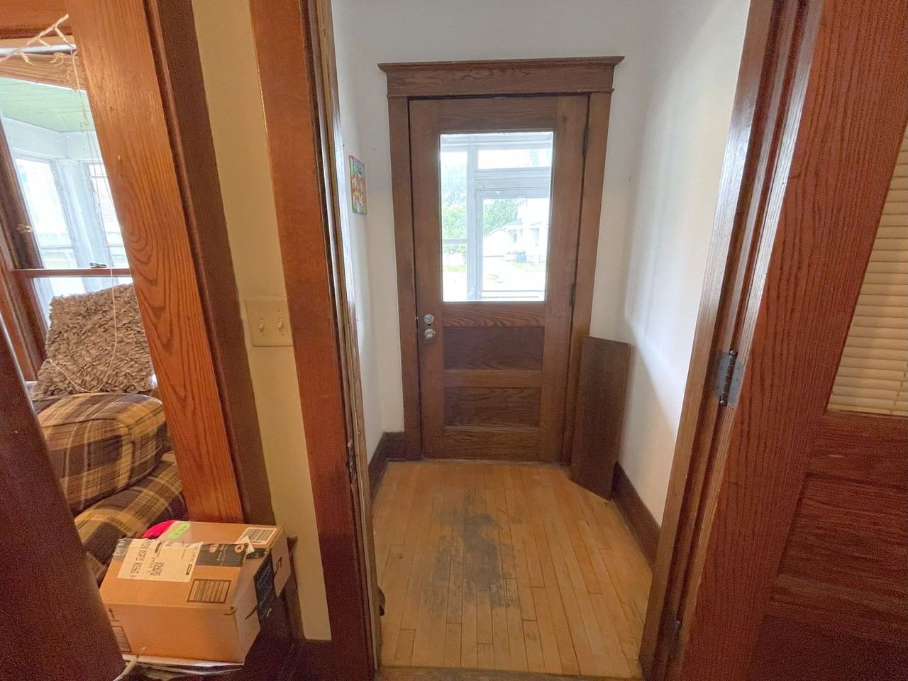 115 S Randall Ave - Photo 5 of 34
