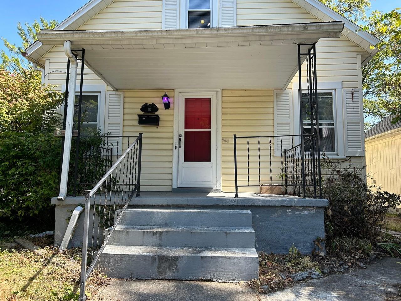 10 S Sunrise Ave - Photo 3 of 23