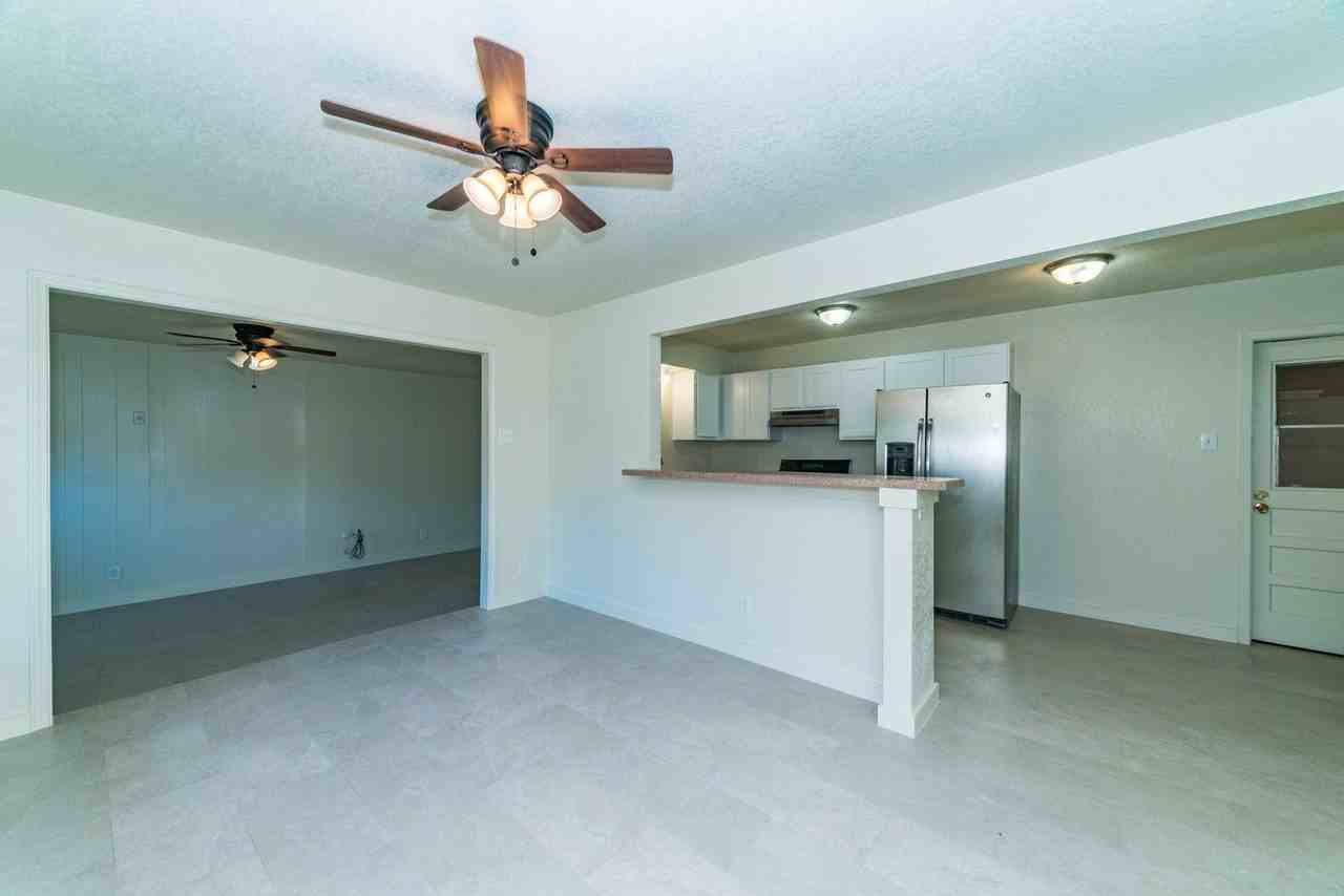 3119 Jane Ellen St - Photo 4 of 22