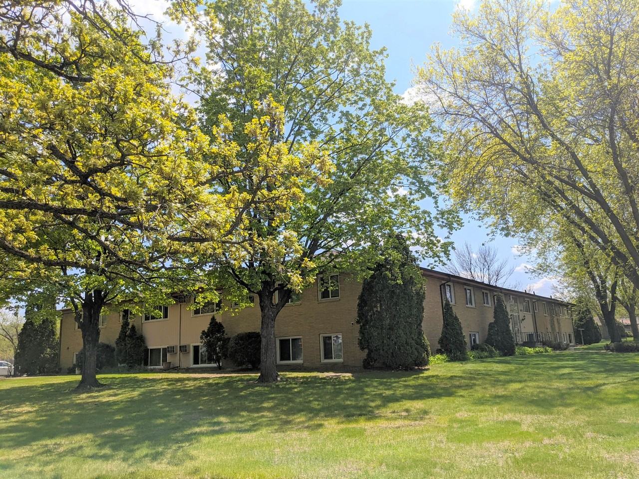 Star lane Apartments - Photo 2 of 4