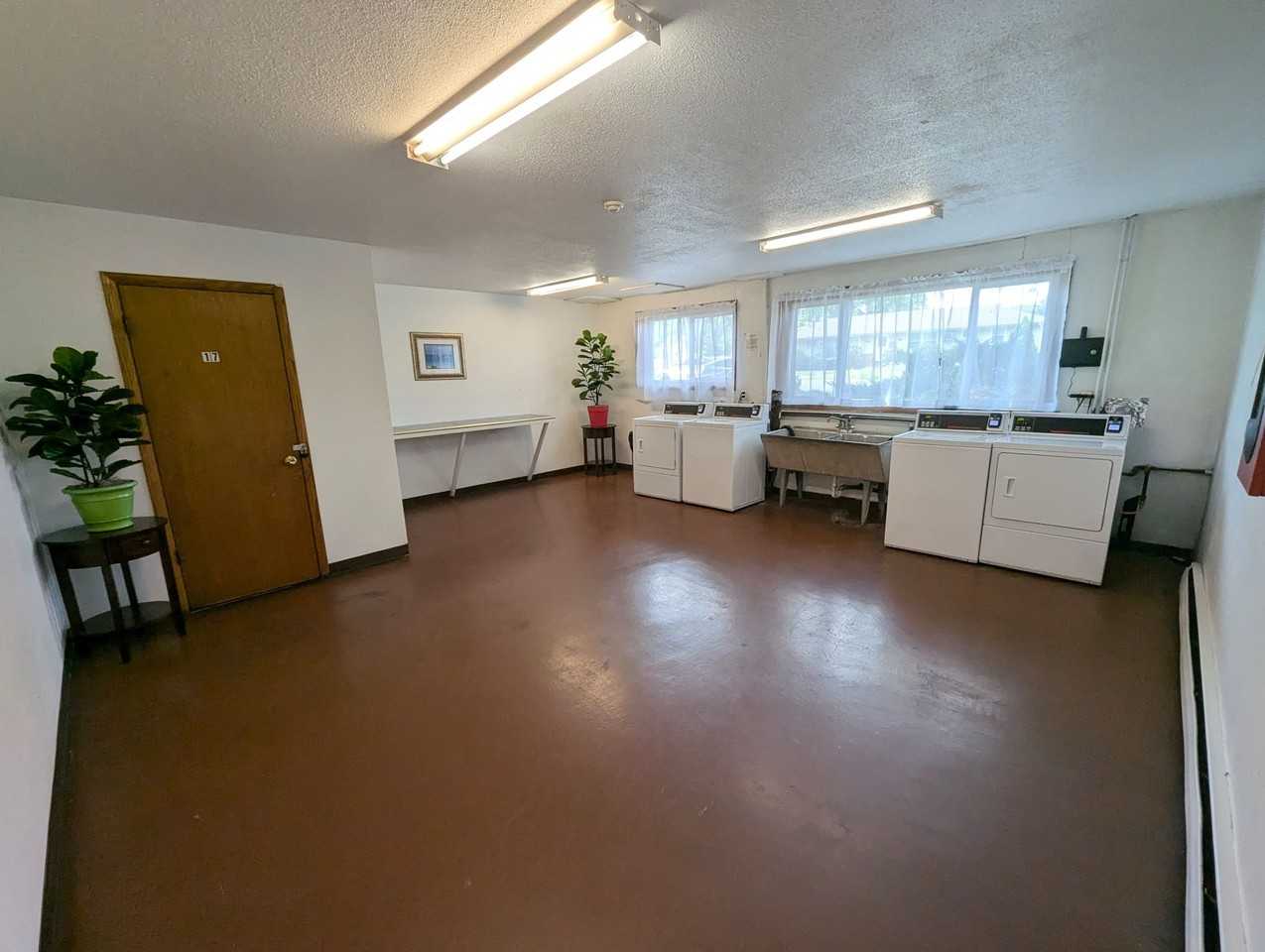 Star lane Apartments - Photo 3 of 4