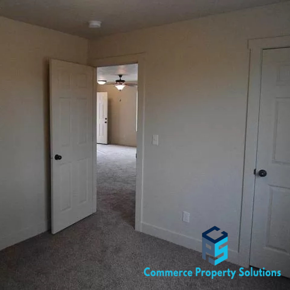 Johnson9 - Photo 2 of 6